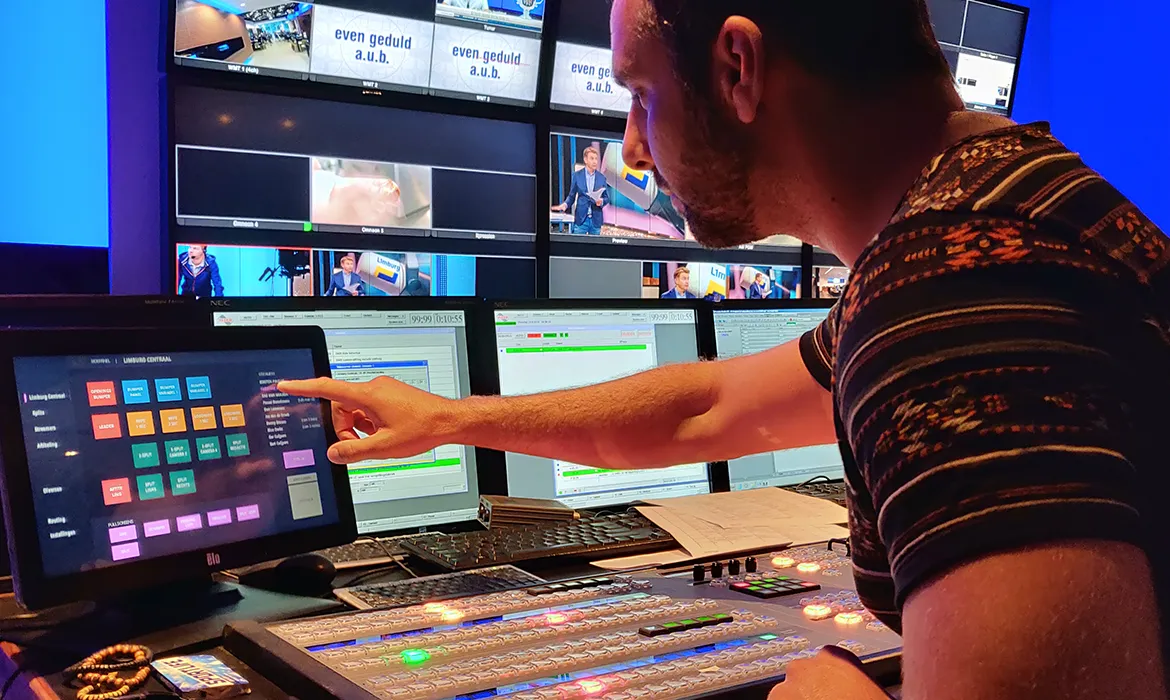 Tv-regie met touchscreenbediening