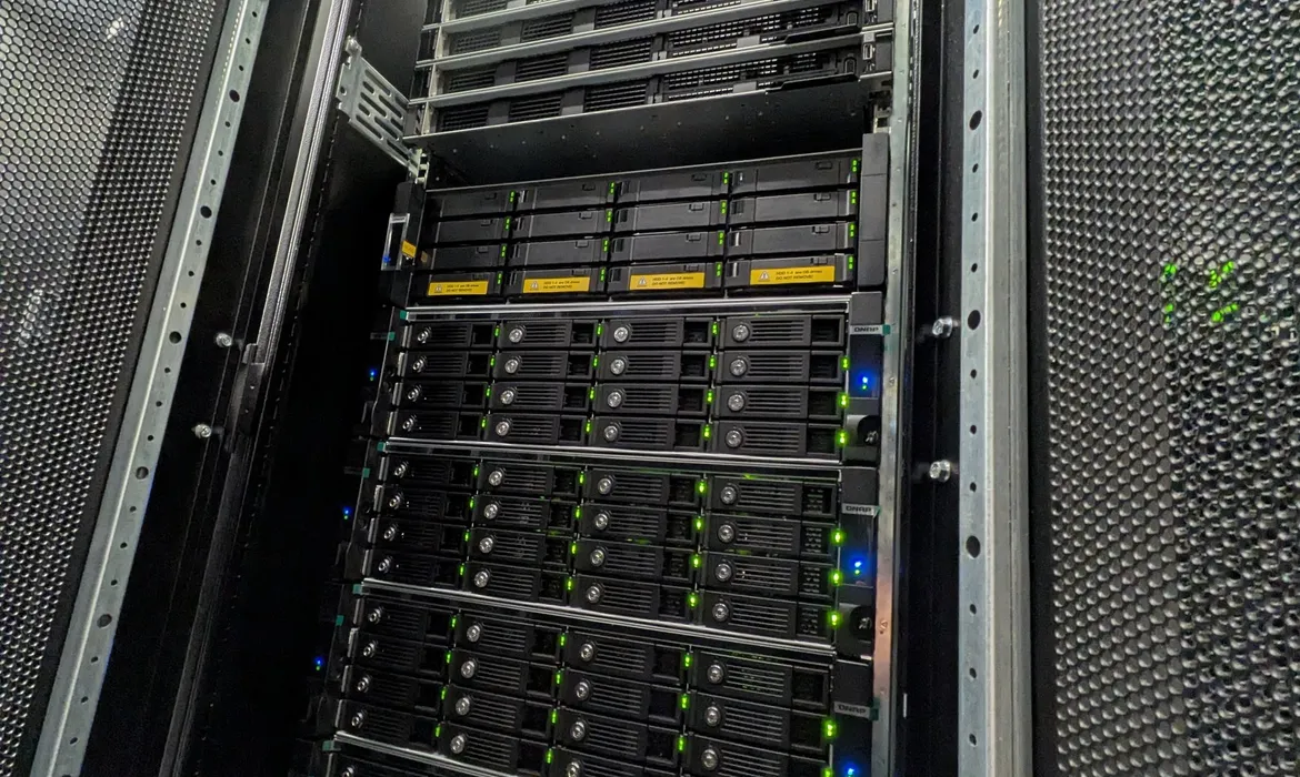 Centrale opslag van twee keer een petabyte