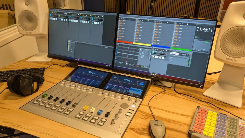 Complete radiostudio voor Pluryn